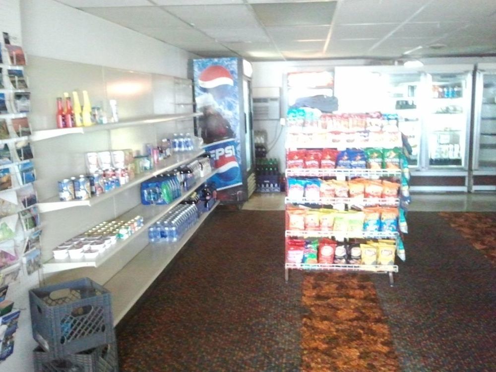 Country Manor Motel Watkins Facilities photo